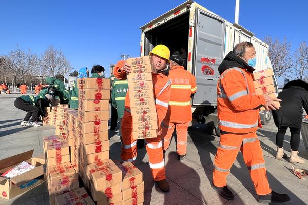 冬至•暖河南丨义马市20多家爱心企业慰问“城市美容师”