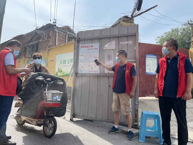 抗击疫情 勇于担当！驻马店市九中在行动